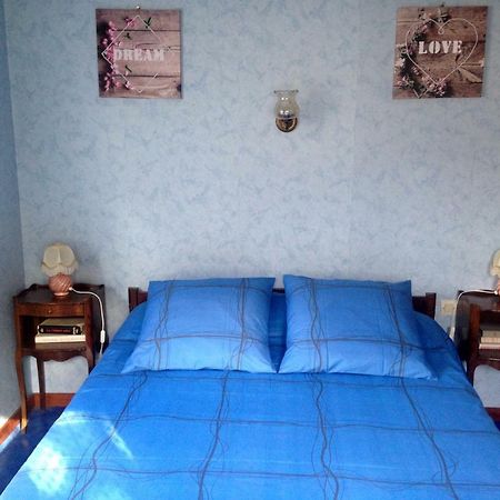 بارْ Chambres D'Hotes Et Gite Chez Martine المظهر الخارجي الصورة